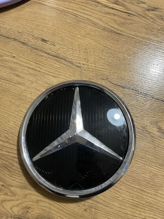 Logo Mercedes distronic