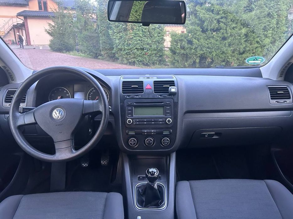 Volkswagen Golf V 1.6 mpi 2005 р в