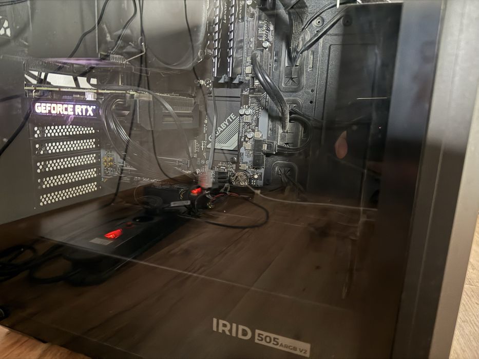 Komputer gamingowy RTX3060 32GB RAM procesor I5-14600K