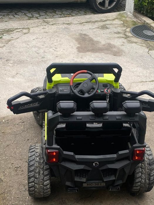 Vendo jeep a bateria