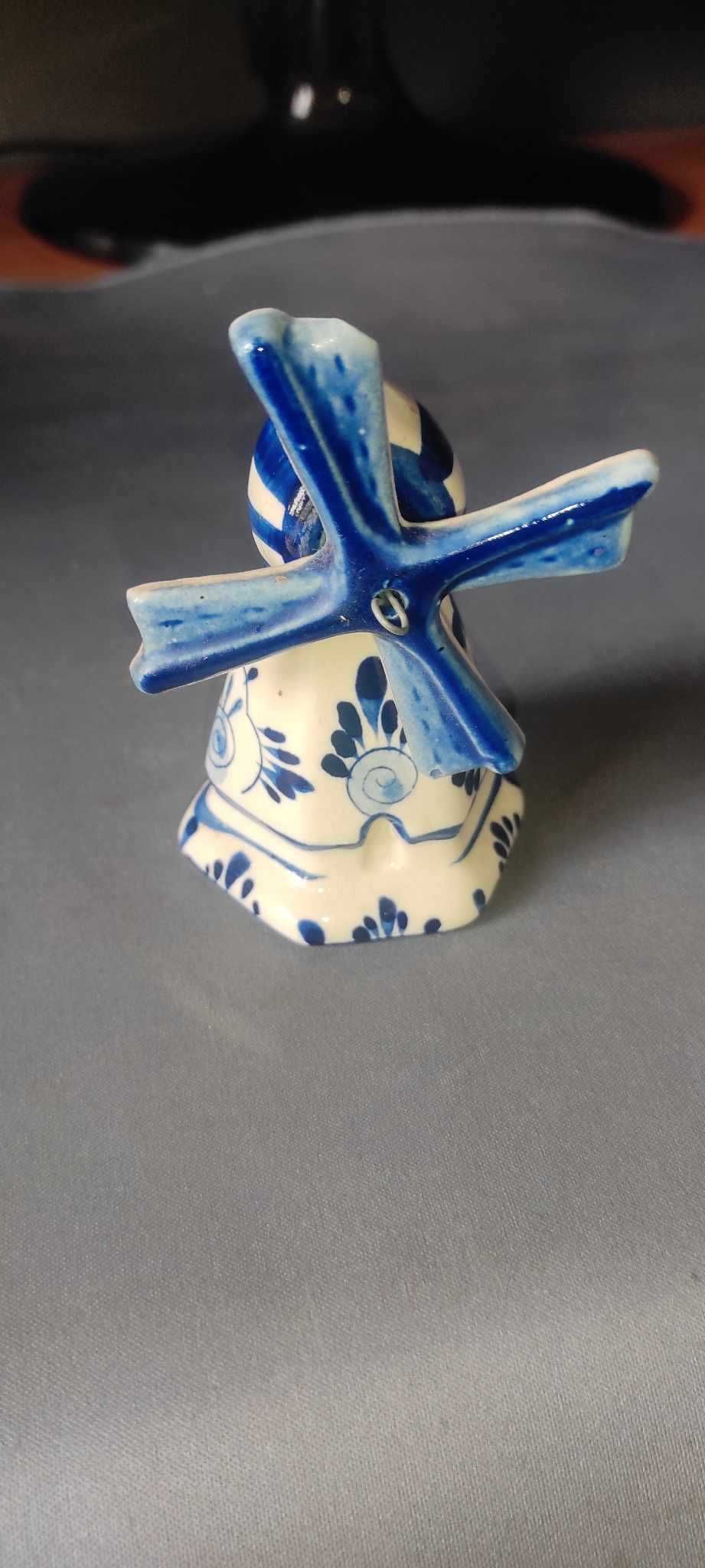 Figurka wiatrak z holenderskiej porcelany