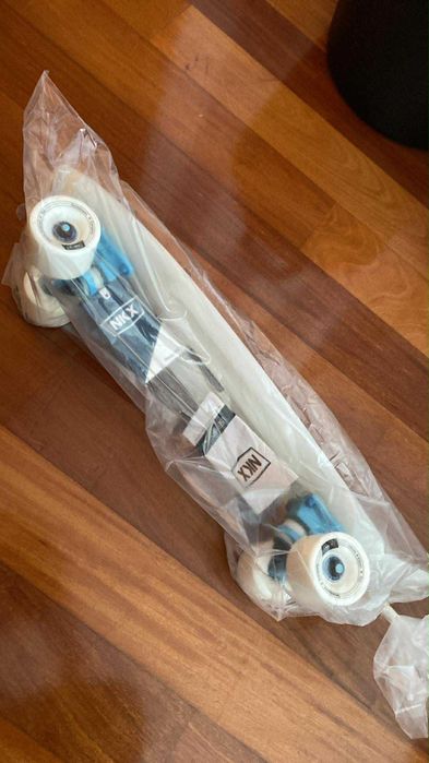 Skate NKX Deluxe 22' - novo