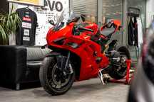 Ducati Panigale V4 FULL CARBON / PPF / WYDECH / SALON PL / Faktura 23% / Leasing
