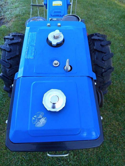 Мотоблок Зубр 8 к.с з фрезою