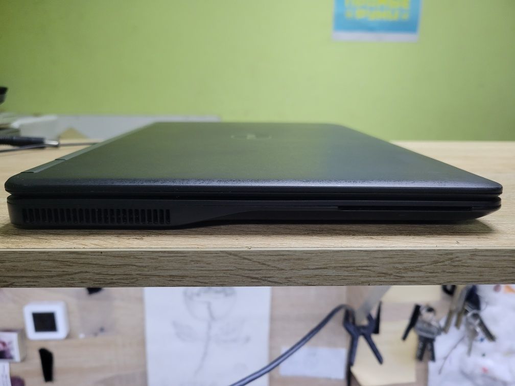 Ноутбук/Ультрабук Dell E7250 (i5-5300 !8!gb/128gb)