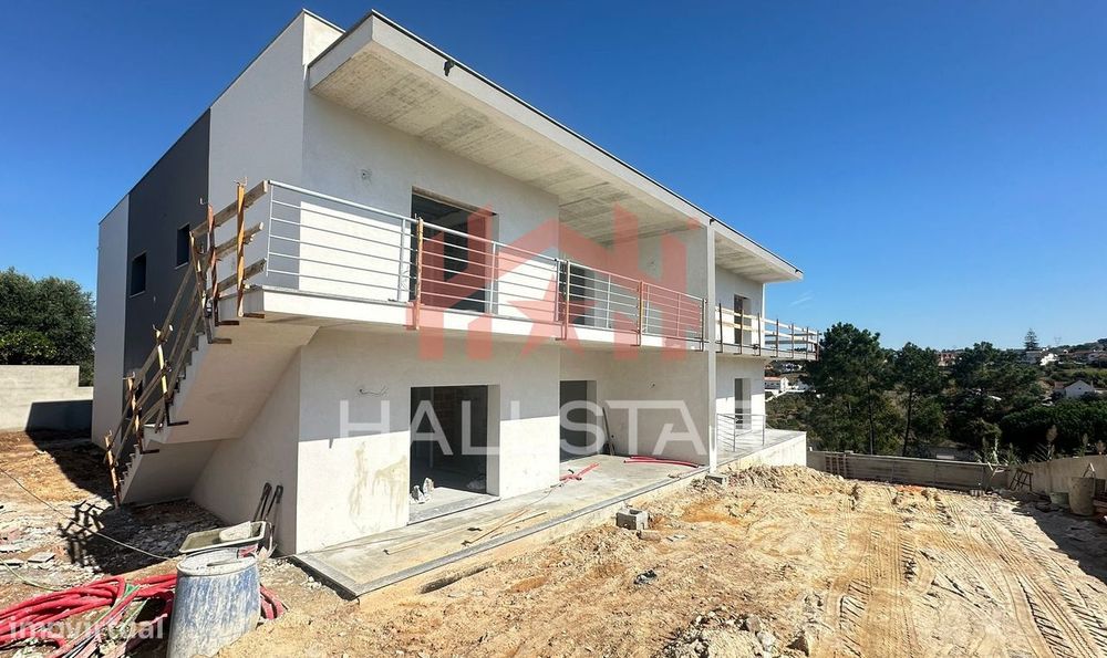 Apartamento T3 / Em Construção / Cozinha Equipada / Garagem / Santa Eu