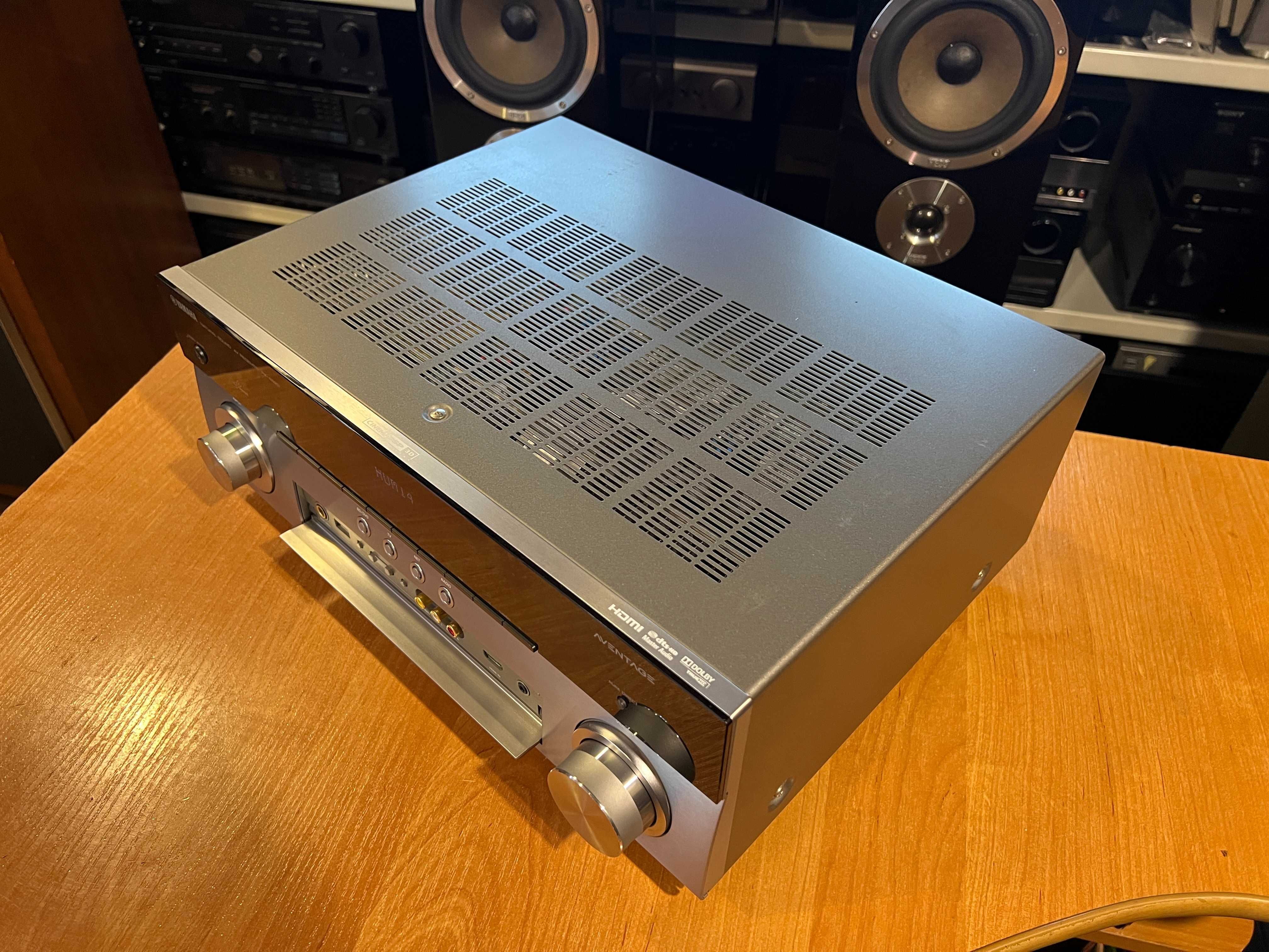 Amplituner Yamaha RX-A820 Audio Room