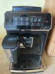 Automatyczny ekspres do kawy Philips LatteGo 3200