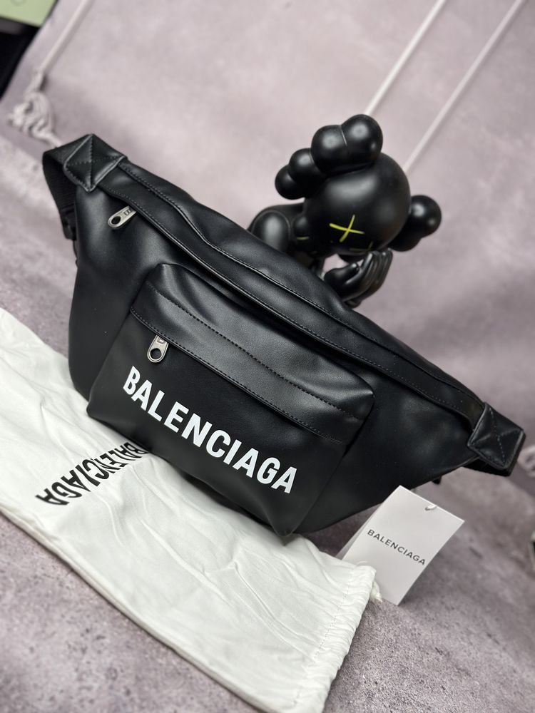 Бананка Balenciaga сумка Баленсіага Люкс якості