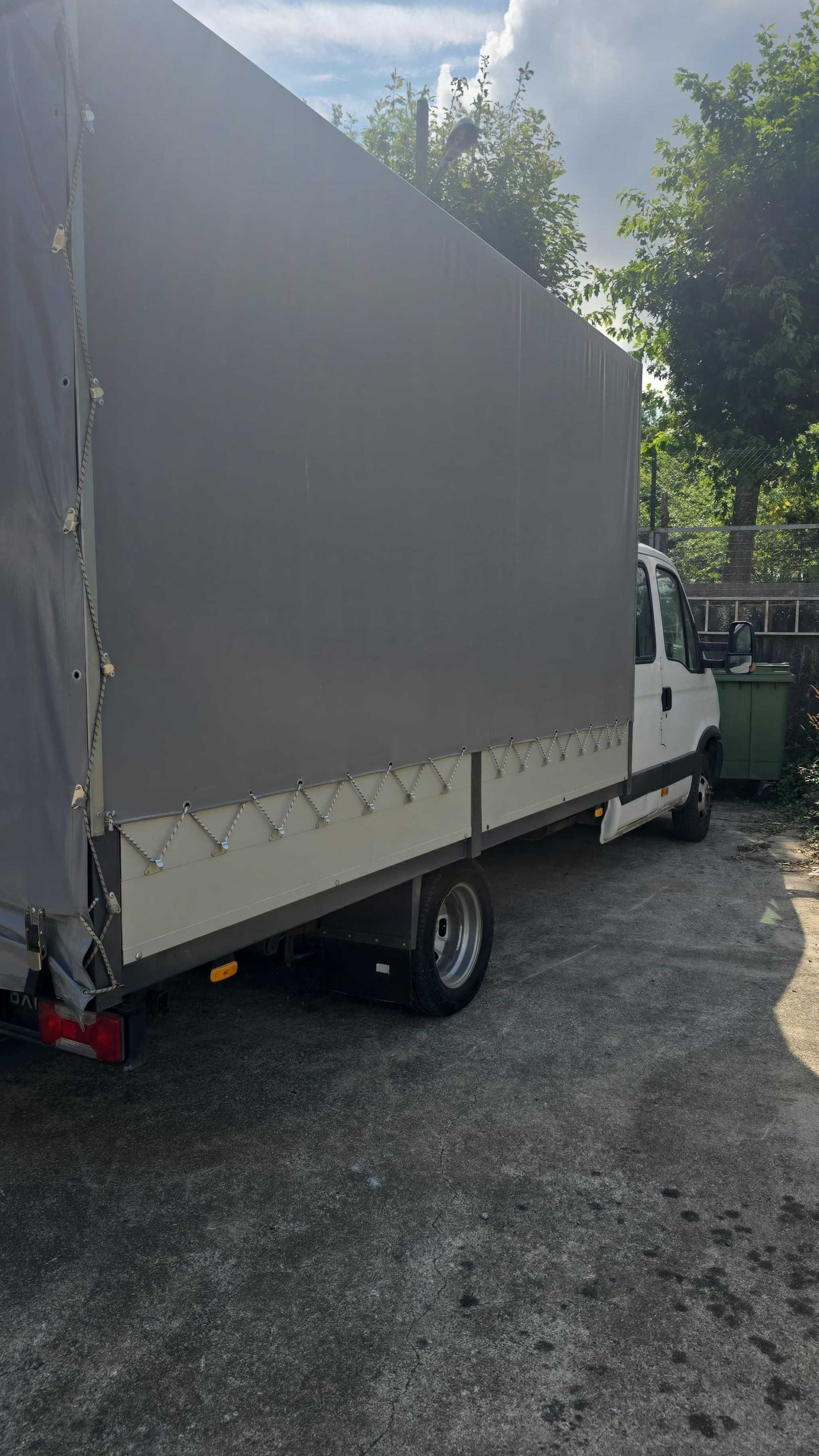 Iveco 35c15 3500 kgs 7 lugares