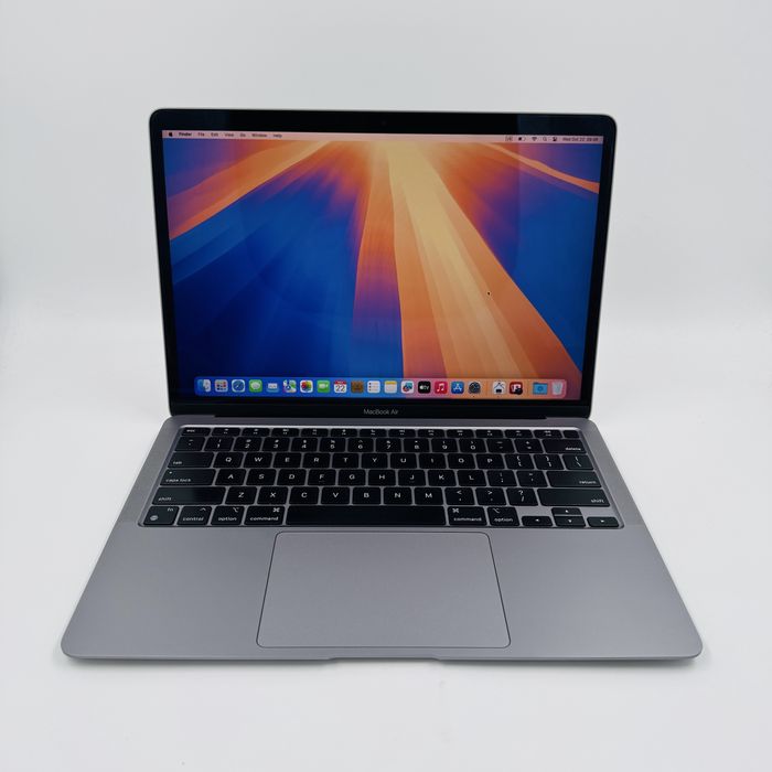 Ідеал Apple Macbook Air 13 2020 M1 8GB RAM 256GB SSD IL6417