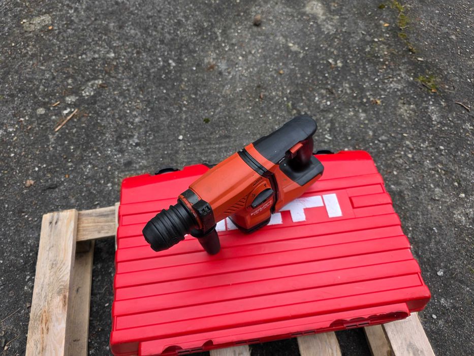 HILTI TE 6-A36 młotowiertarka 2xaku walizka ładowarka