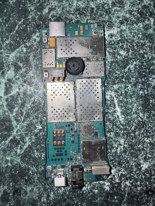 Плата,корпус с разъем зарядки динамики,антена,зарядка 890ма Nokia 6300