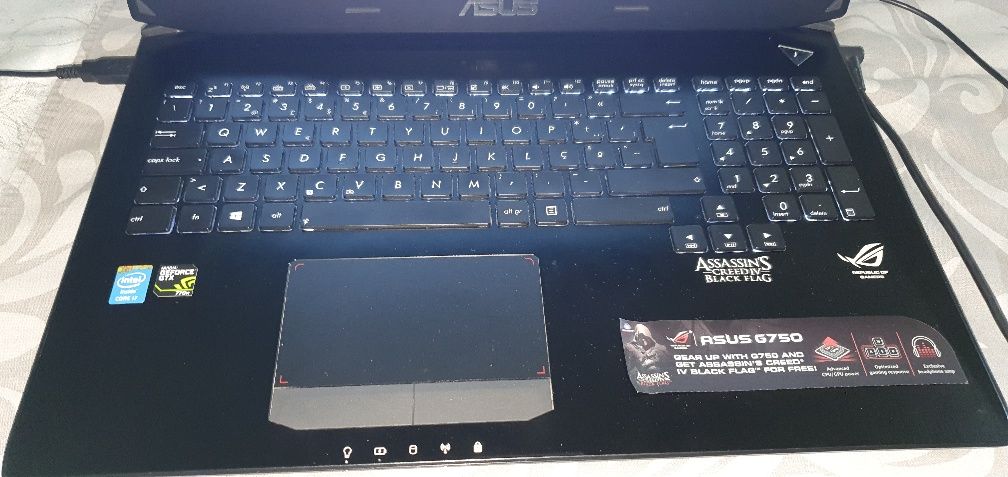 Vendo portátil gaming ASUS ROG