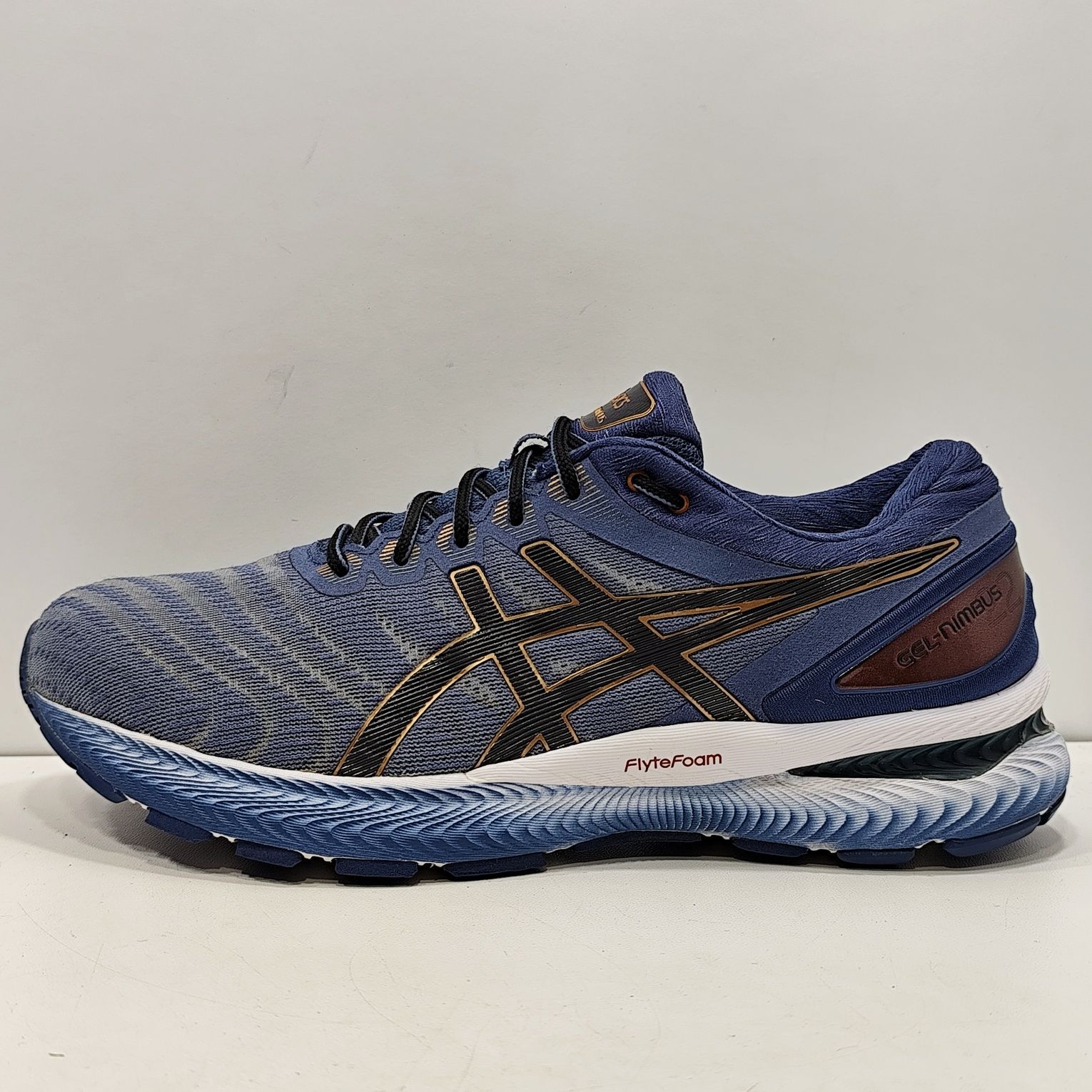 кросівки Asics Gel-Nimbus 22 42р/26.5см