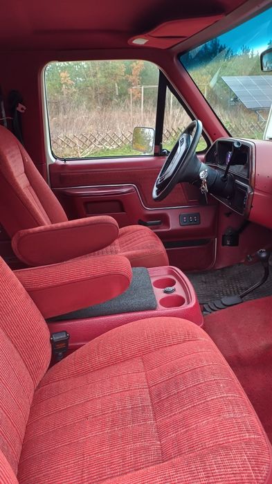 Ford Bronco II full size 5.0 V8 4x4