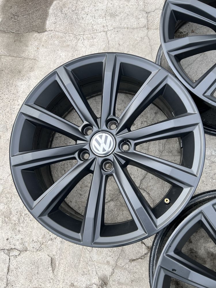 Диски легкосплавні 5х112 r17 et40 Passat B7 B8 Alltrack London Black
