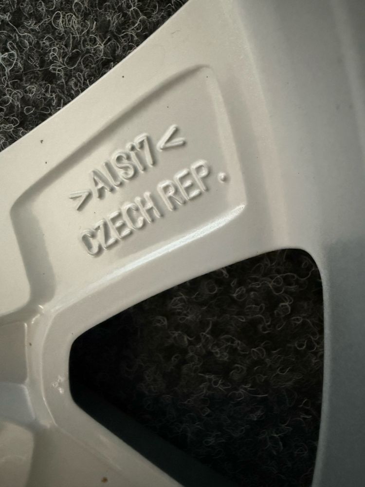 Диски R17 5/112 BMW X1 F48/49 X2 F39 Skoda A7 A8 VW Golf 6/7/8 Passat