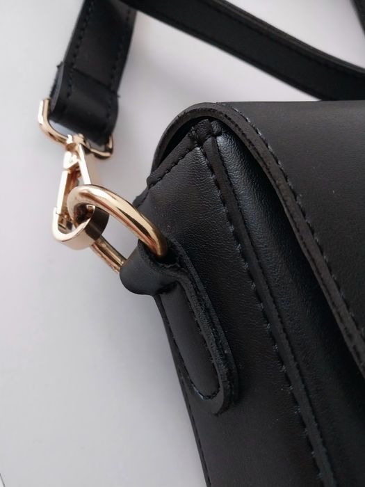 Сумка клатч-кросс-боди.