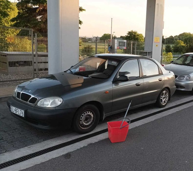 Lanos 1.4 roku 2001 LPG silnik dzygarek)