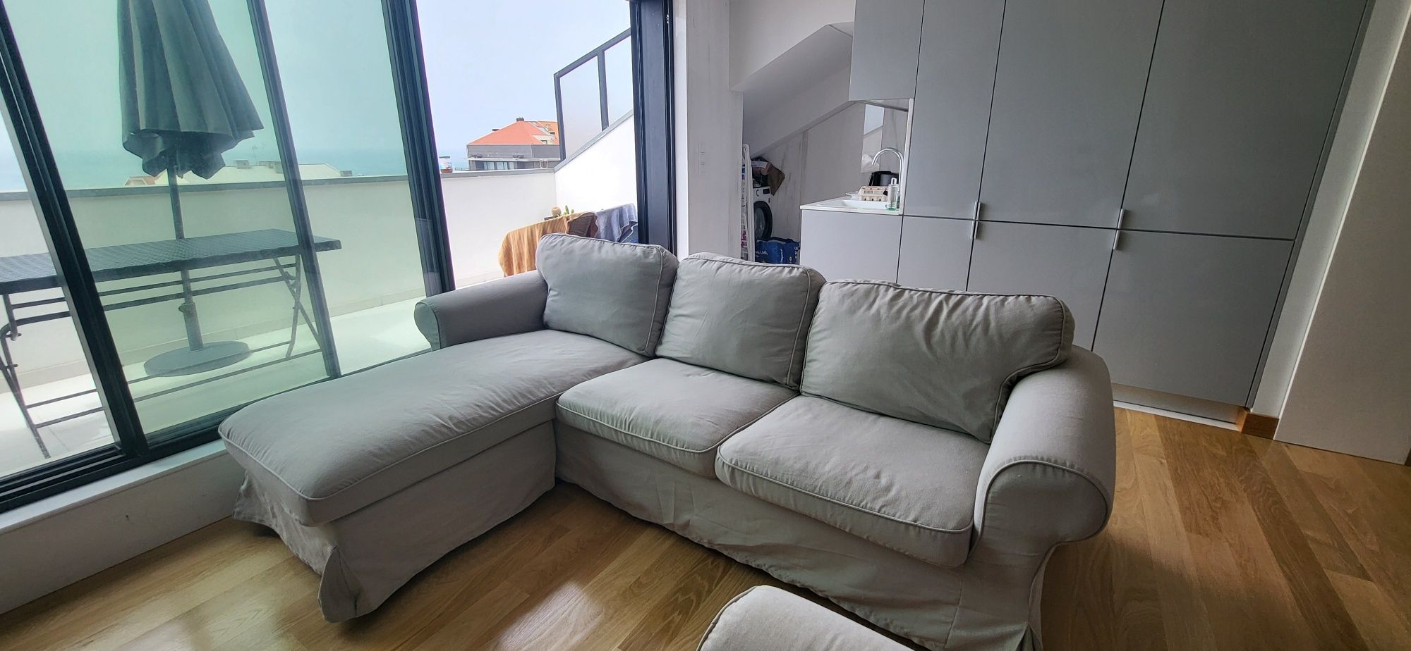 Sofá  Ektorp com Chaise Long