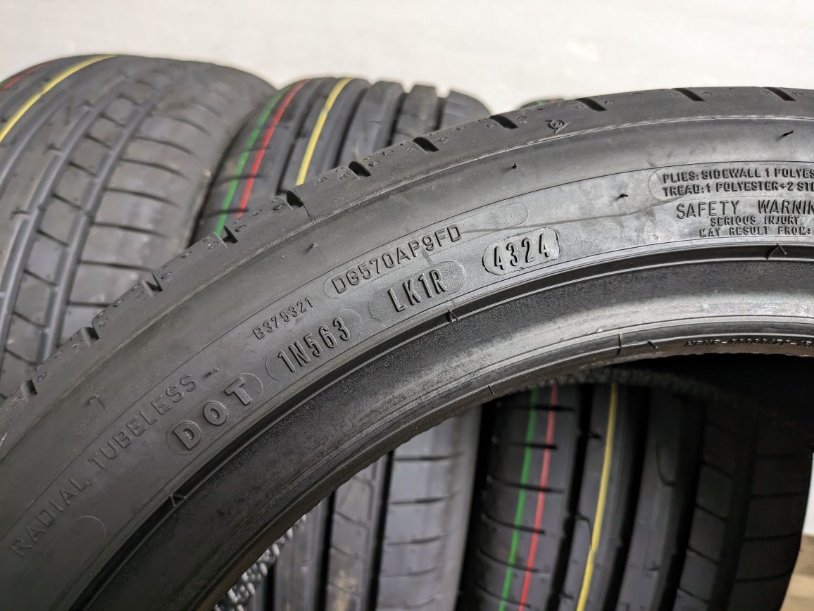 215/45R17 Dunlop Sport Maxx RT2 NOWE LATO