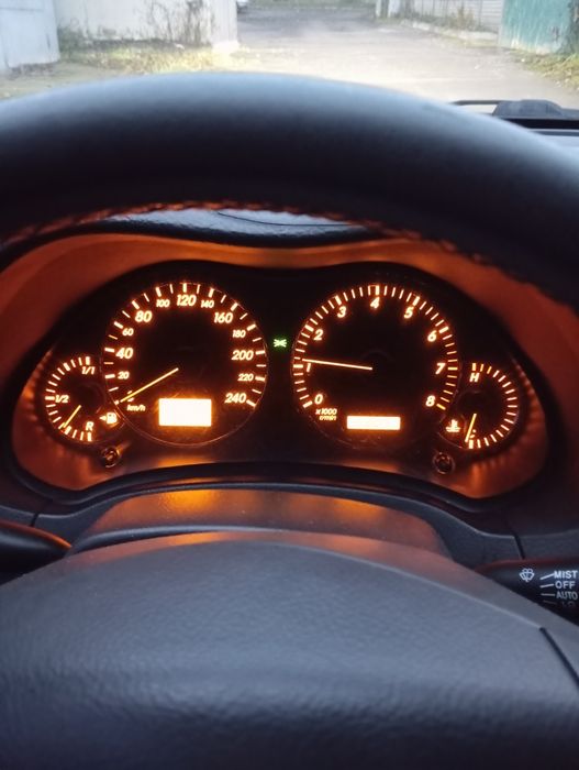 Продається гарне ухожене сімейне авто