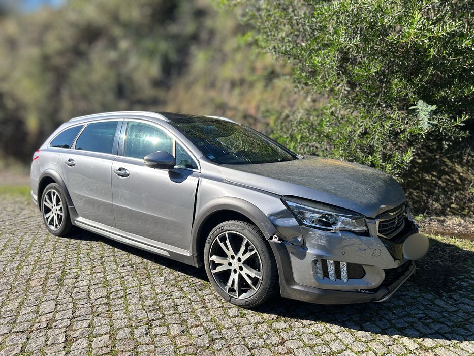 Peugeot 508 SW Hybrid Acidentado