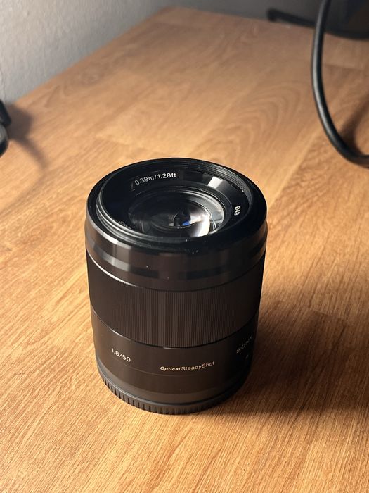 Sony 50 mm 1.8 OSS - APS-C