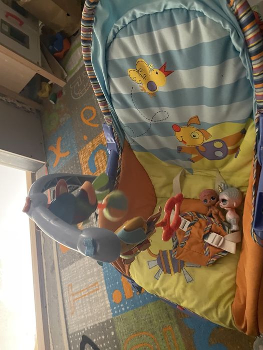 Leżaczek bujaczek fisher price