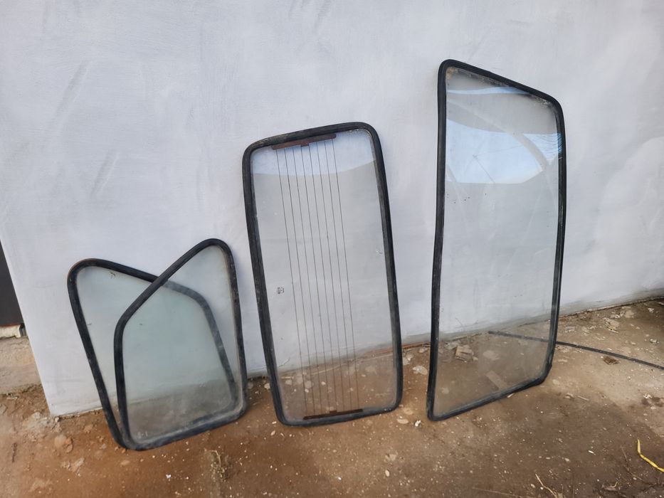 FIAT 126P Maluch szyby komplet