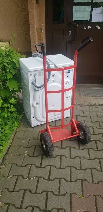 - łóżka  sofy  wesalki  meble транспорт