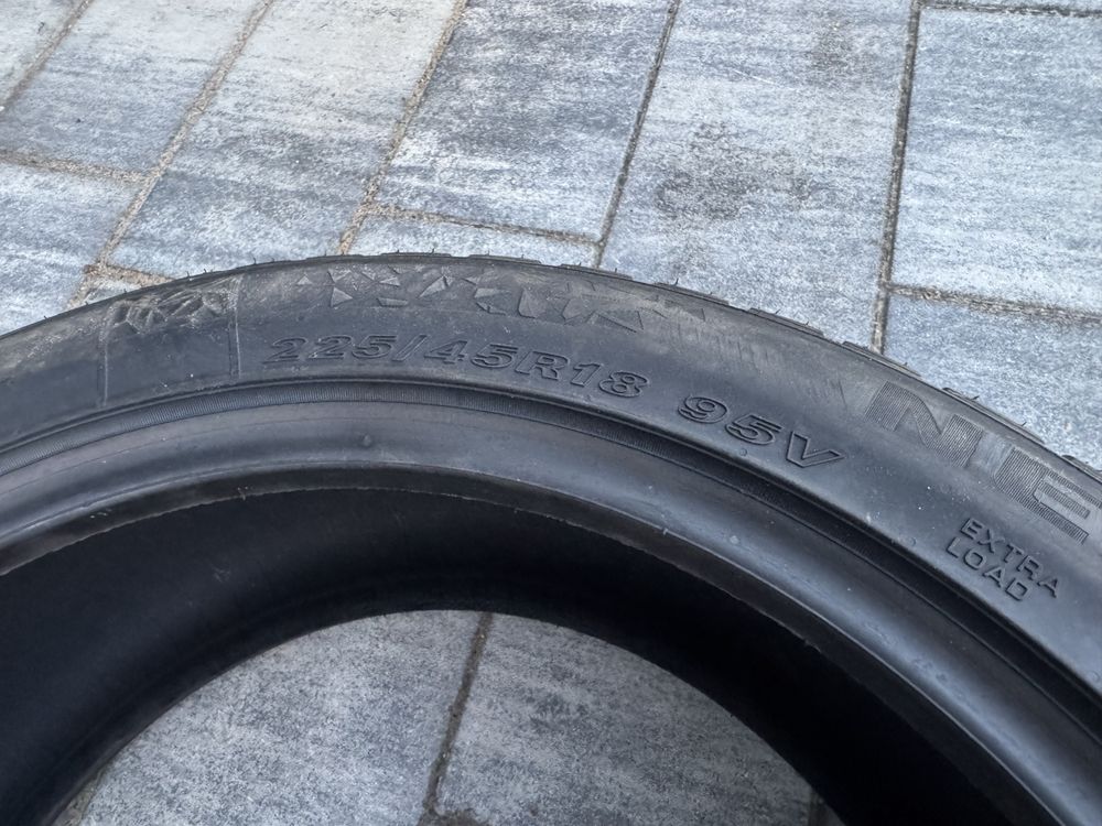 Opony zimowe Nexen Winguard Sport2 225/45R18 225/45/18 nowe komplet