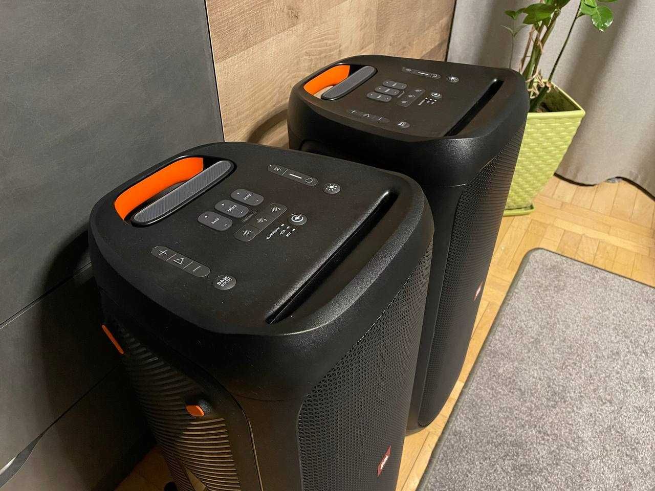 Wynajem nagłośnienia JBL PartyBox 310 mikrofon