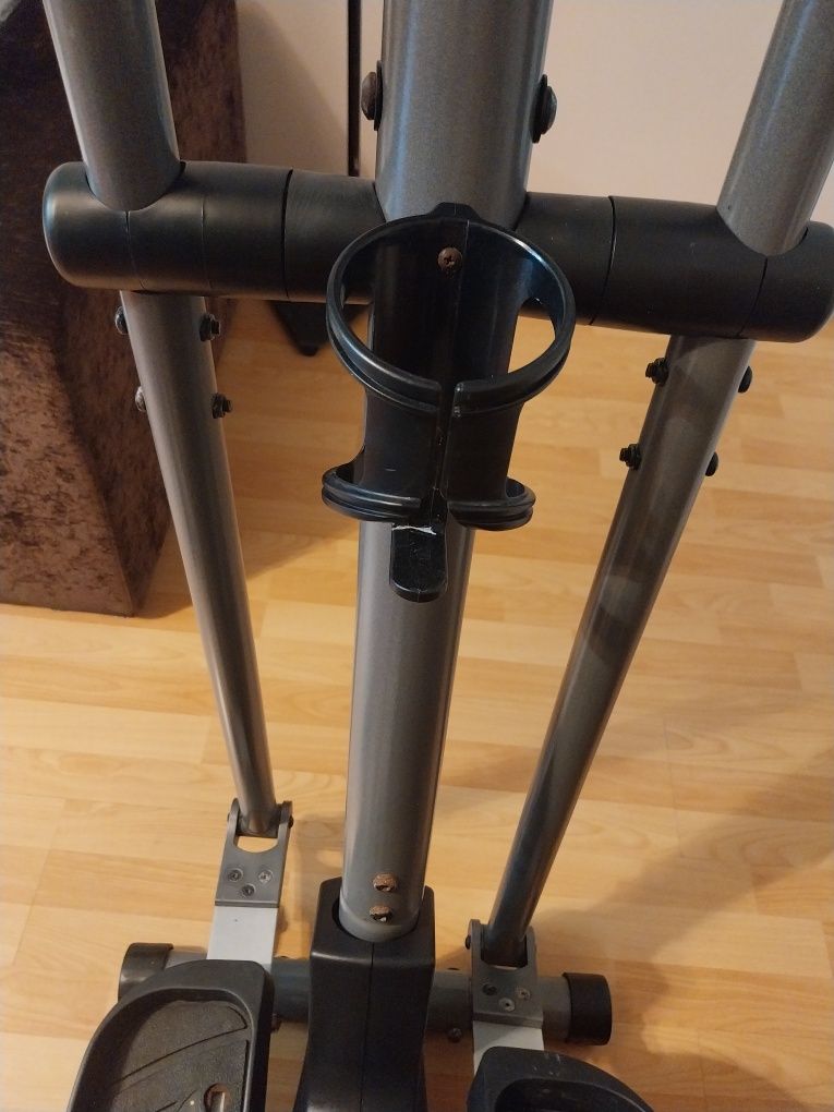 Bicicleta elíptica Pro-Form 595 HR (consola não funciona)