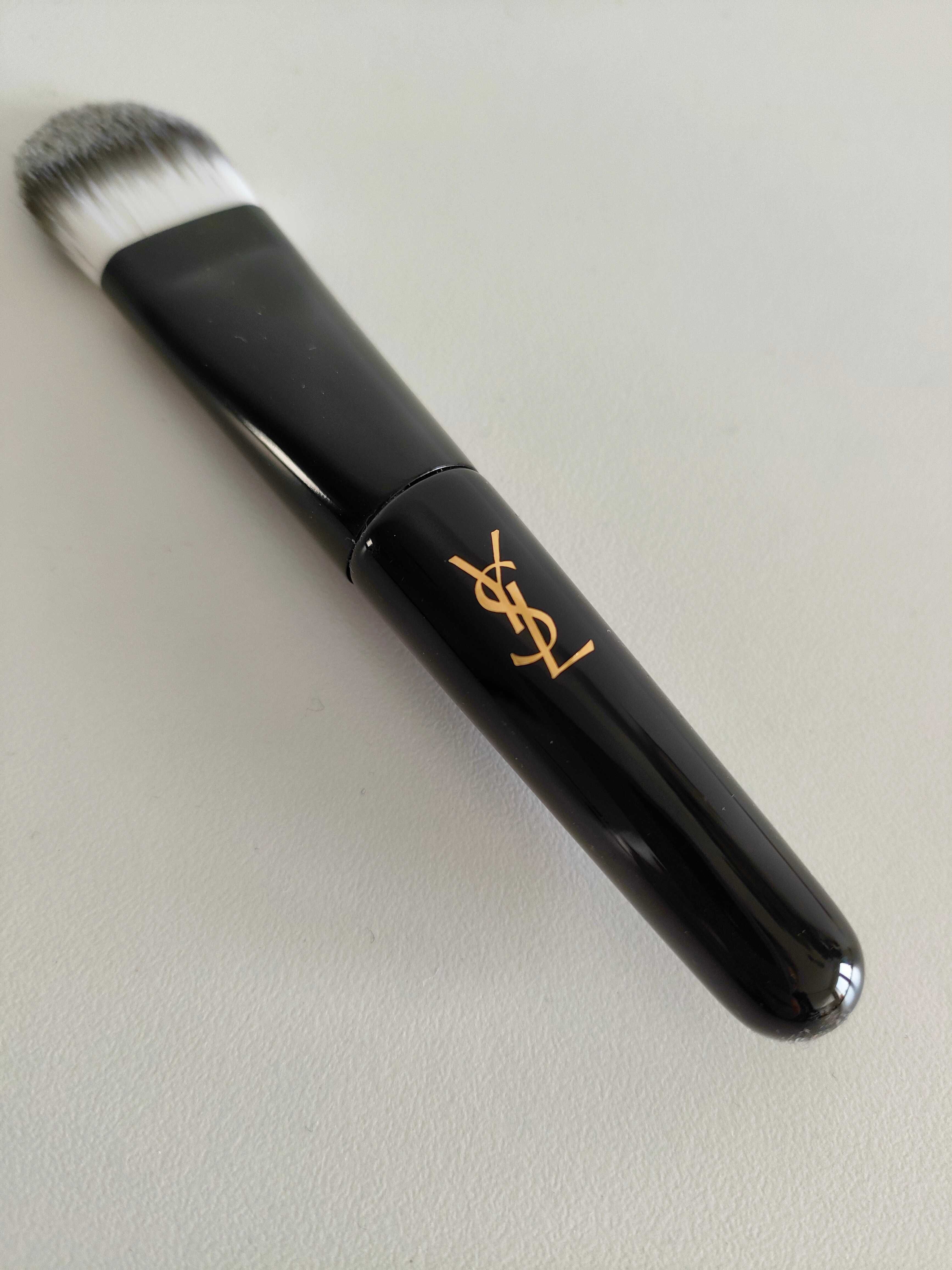 Ysl pędzelek do podkładu