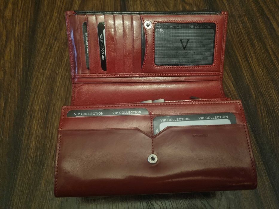 Klasyczny damski portfel