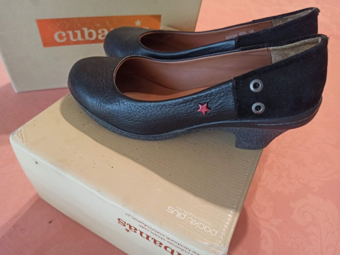 Sapatos cubanas 38 sola borracha super confortável