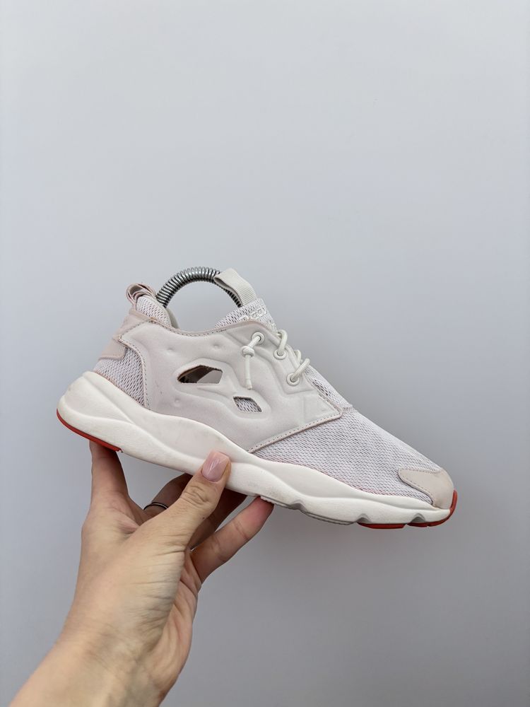 Reebok fury lyte 36р