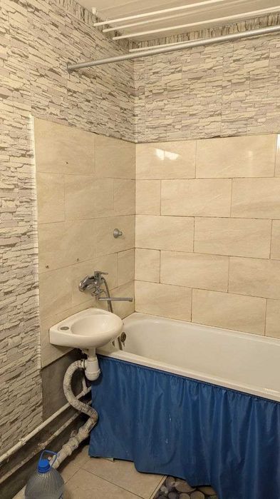 Продається 2 кімнатна квартира по кільцю!