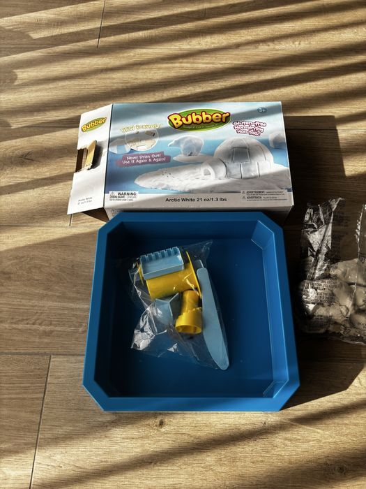 Sprzedam masę plastyczną dla dziecka 3+