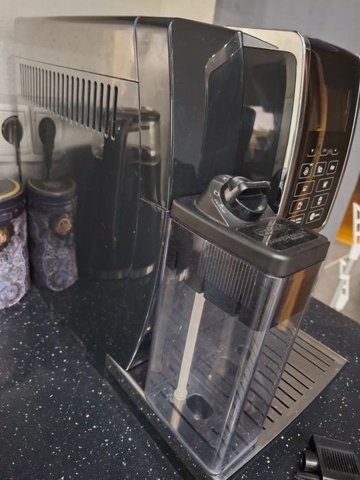 Ekspres Delonghi Dinamica