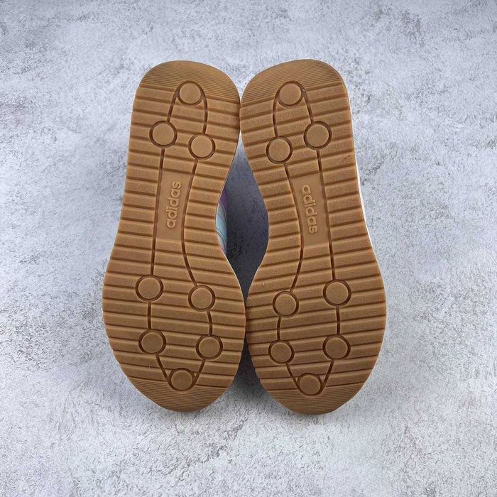 Кросівки Adidas RUN 70s 2.0 JI4692 розмір 39 оригінал