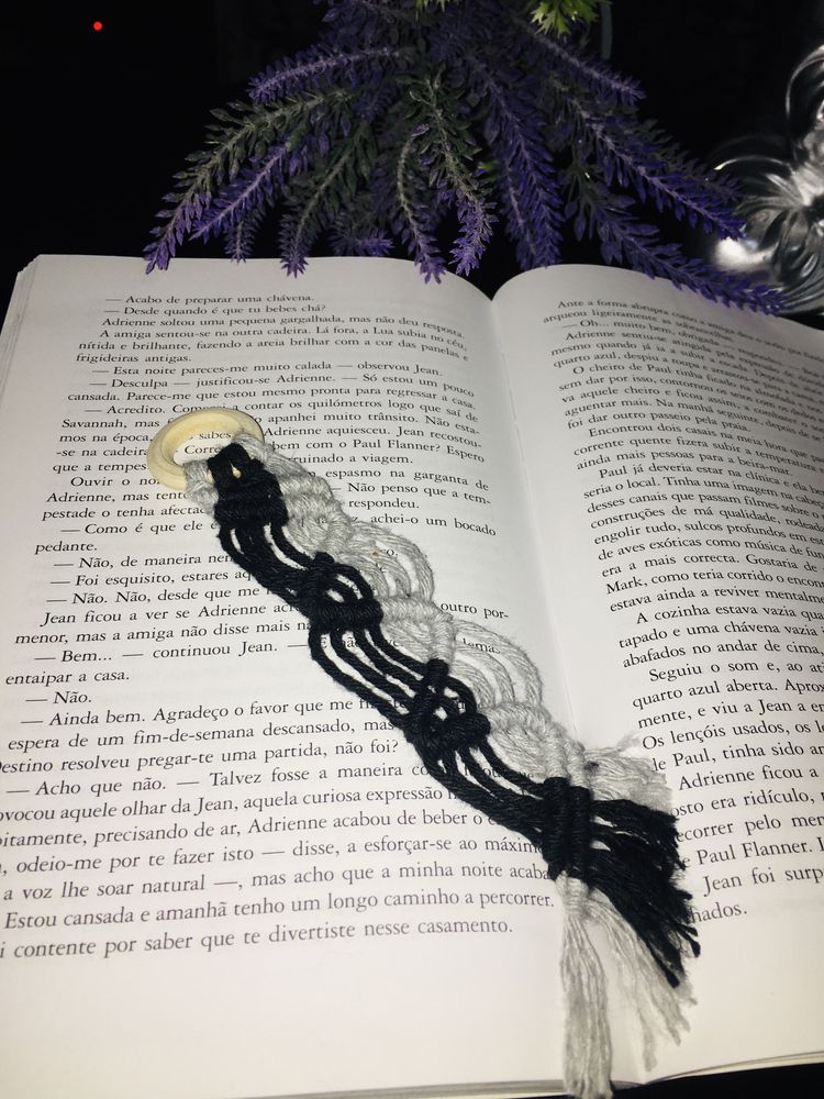 Marcadores de pagina em macrame