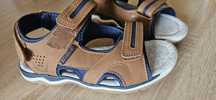 Sandały  buty  chłopięce klapki  35 smyk