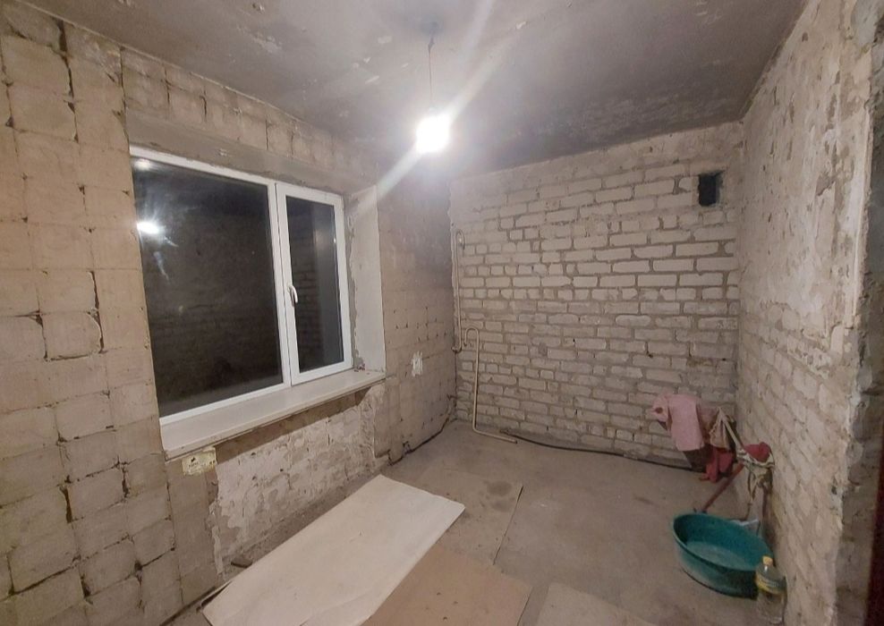 Продам квартиру в солоницевке (п.Пересечное)