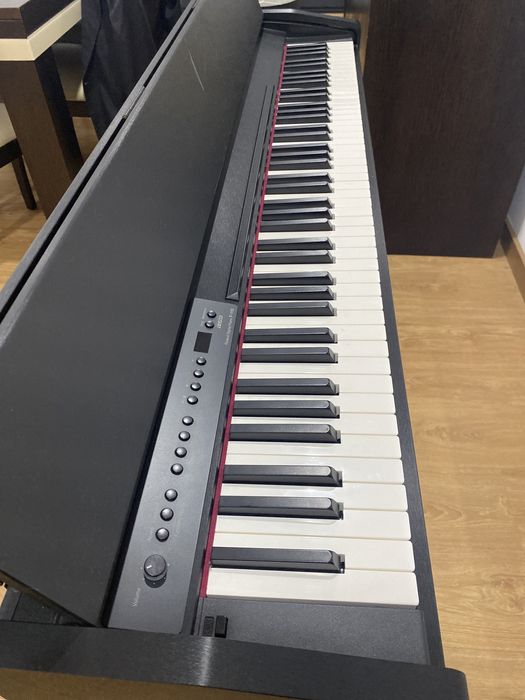 Piano digital Roland F-110