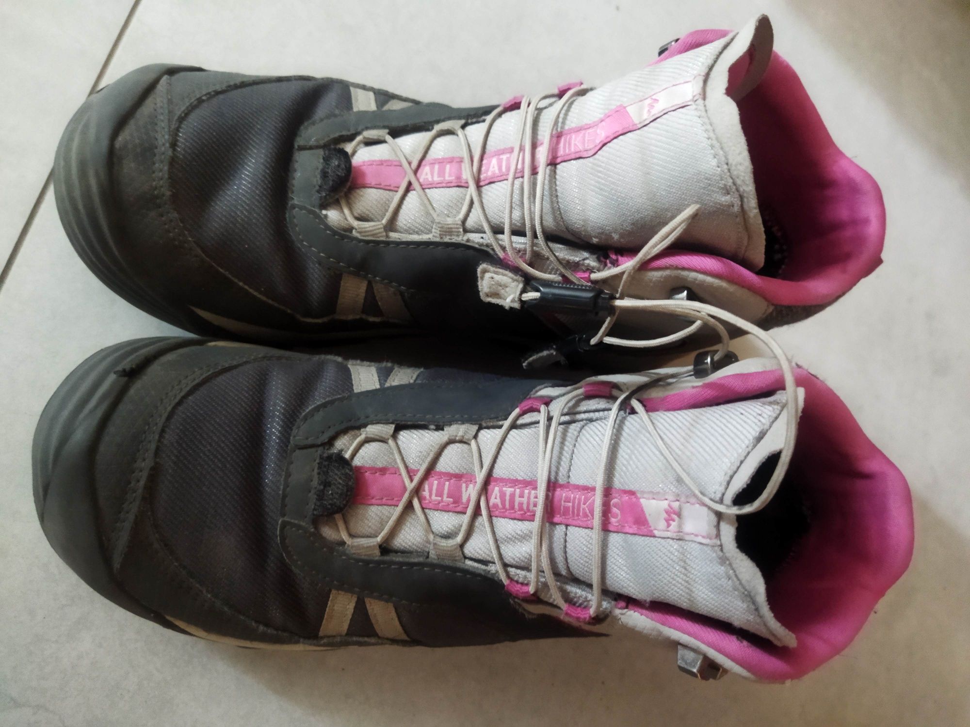 Buty trekkingowe dla dzieci rozm. 38 Decathlon wodoodporne