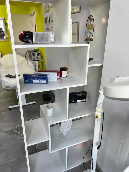 Шафа, стелаж , полички