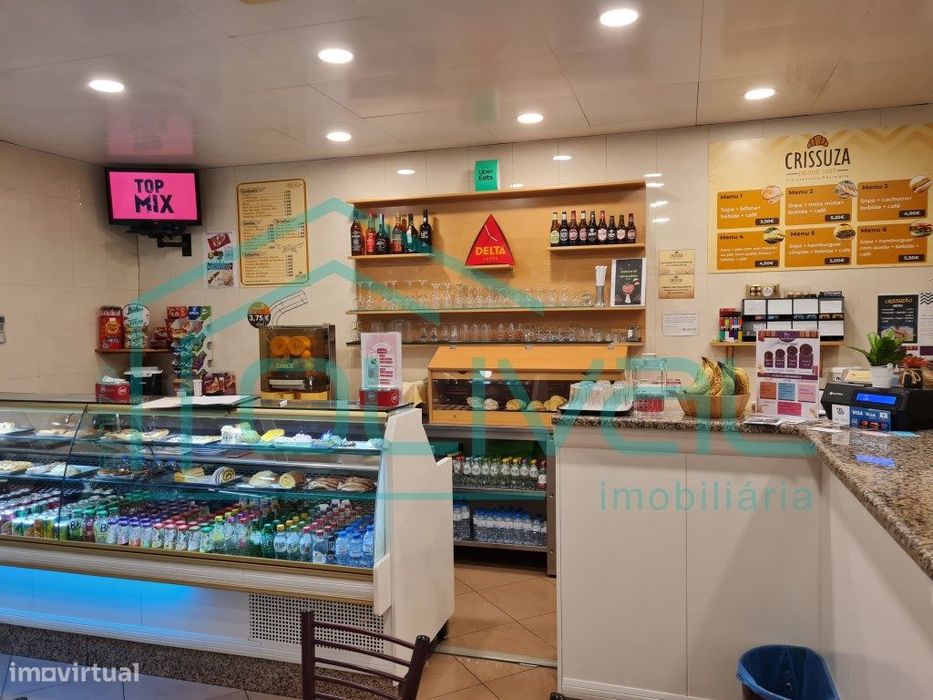 Espaço comercial no centro de Alverca